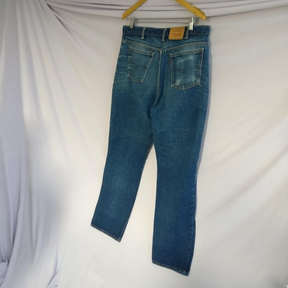 Classic Straight Leg jean Vintage Levis 619 Highrise perfectly Aged denim size14 - Picture 4 of 11